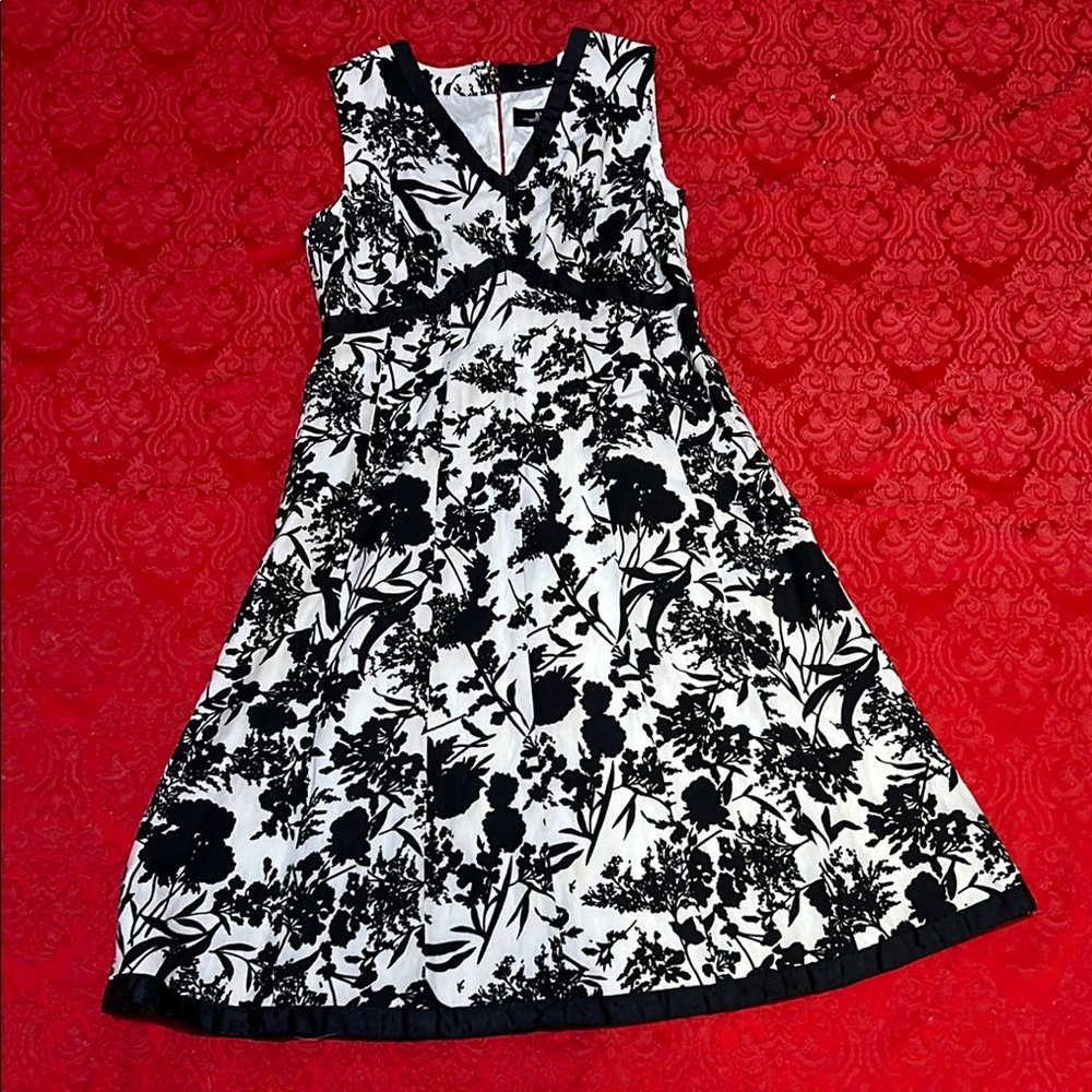 B Moss Dress Women’s 6 Black White Floral Linen Blend Sleeveless Fit Flare Lined
